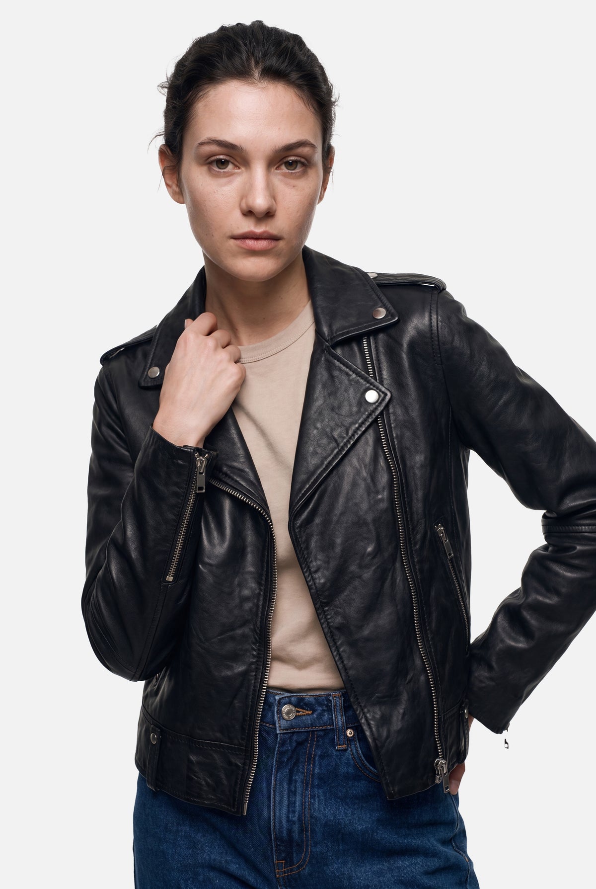 MORGAN - BLACK