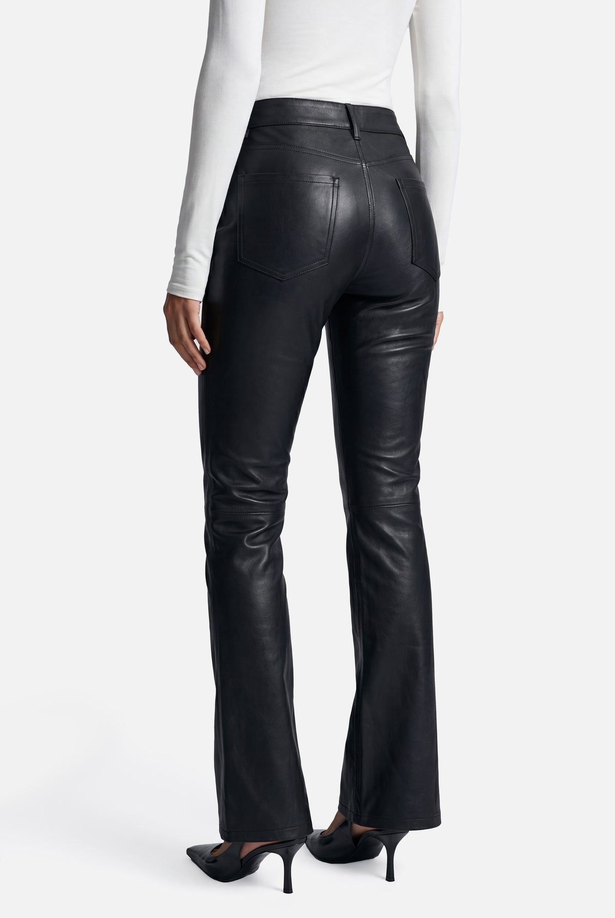 FLAIR  - BLACK