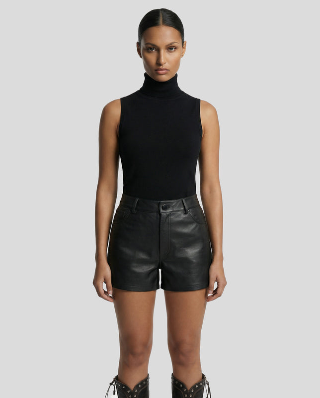 SHELLY- HIGH-WAISTED LEATHER SHORTS
