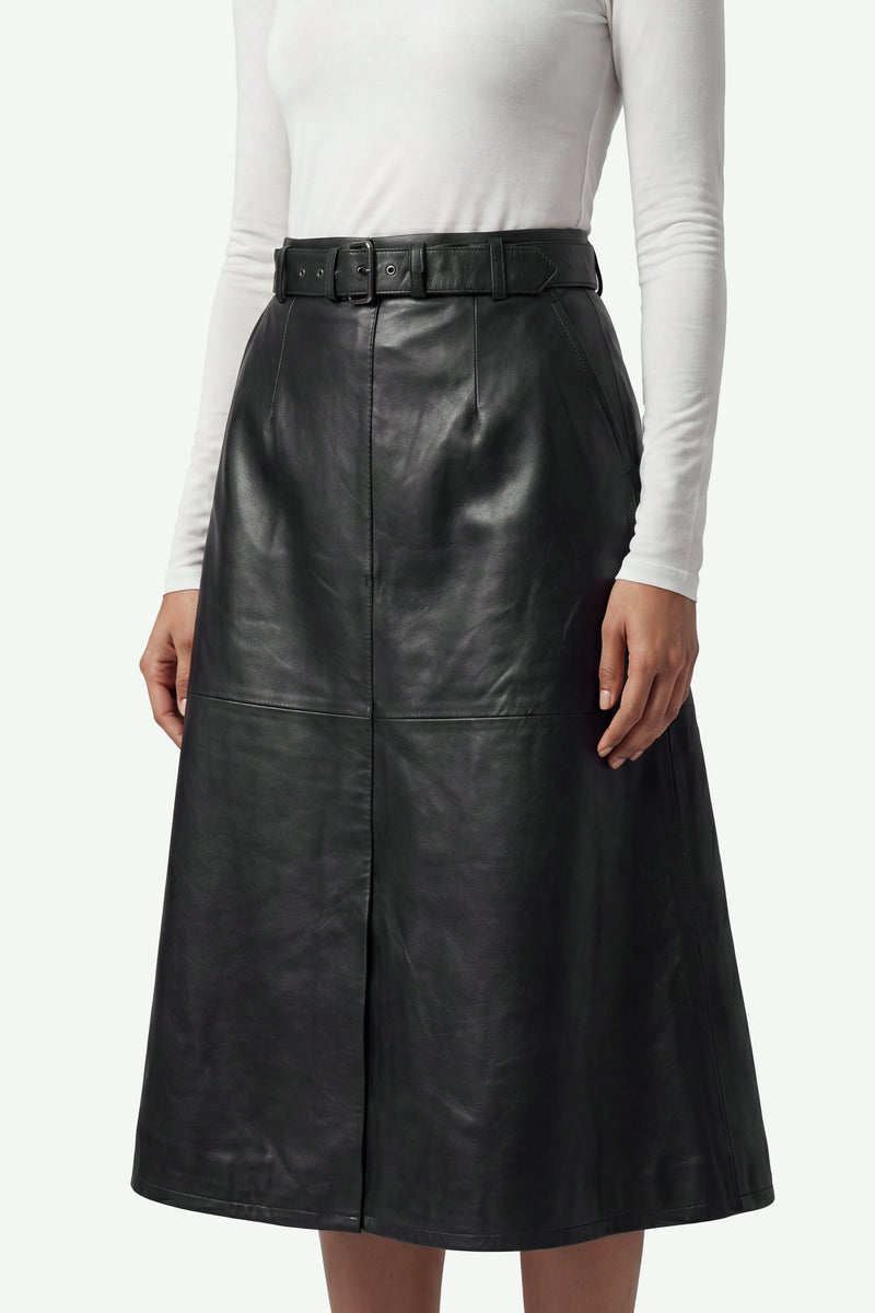 DEBBIE  - BLACK