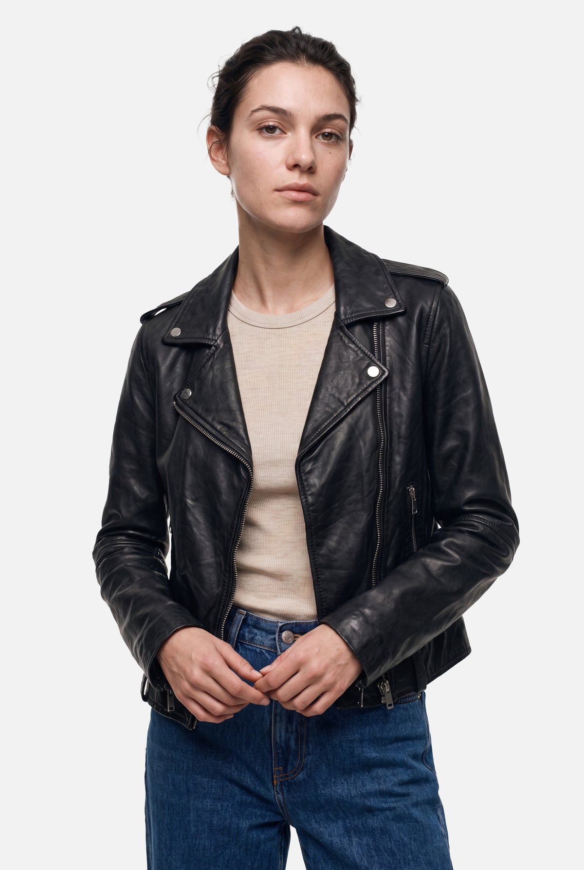 MORGAN  - BLACK